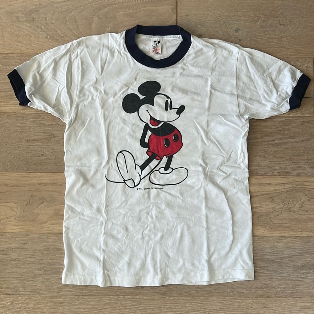 Vintage Walt Disney Productions Mickey Mouse shirt